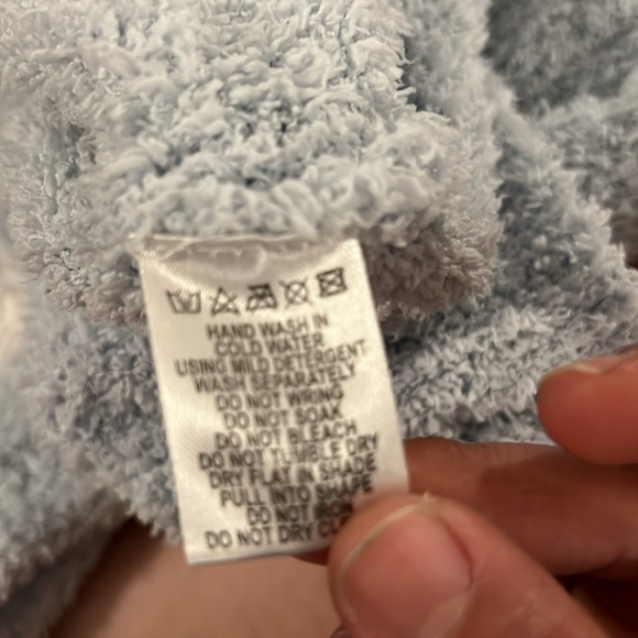 MESHKI Notched Hooded Fuzzy Cropped Sweater & sweatpants. Baby blue color XS set - Picture 11 of 17